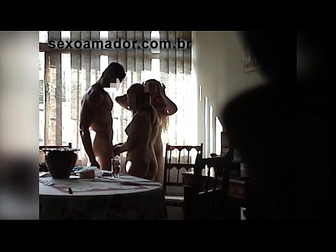 ❤️ Des amis sexuels invitent un homme géant et font un plan à trois avec lui ☑ Vidéo anal at fr.fuckmymac.ru ❌️❤