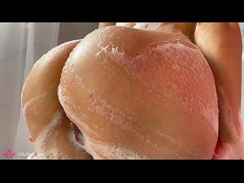 ❤️ Une brune masturbe sa chatte avec un vibrateur jusqu'à un orgasme intense sous la douche. ☑ Vidéo anal at fr.fuckmymac.ru ❌️❤